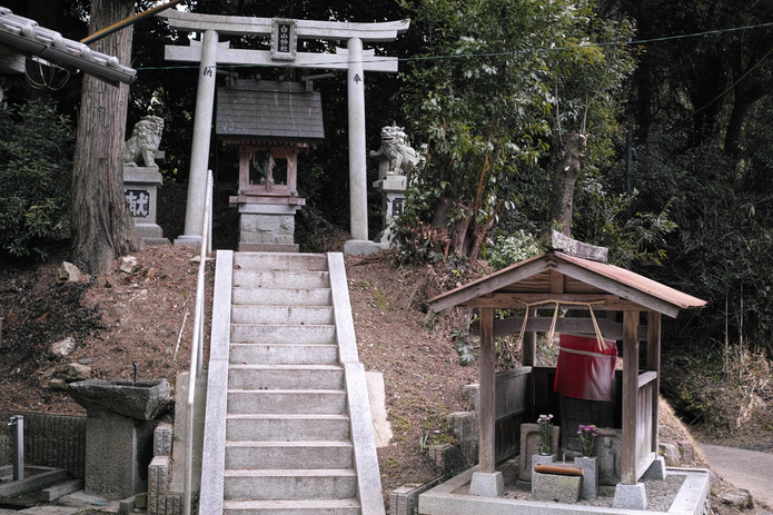 白山神社と大福寺地蔵石仏