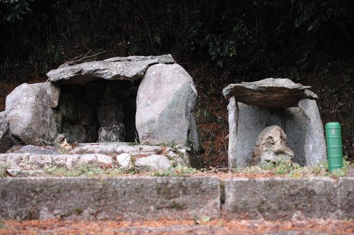 江戸時代の役行者像と自然石不動・蔵王講碑